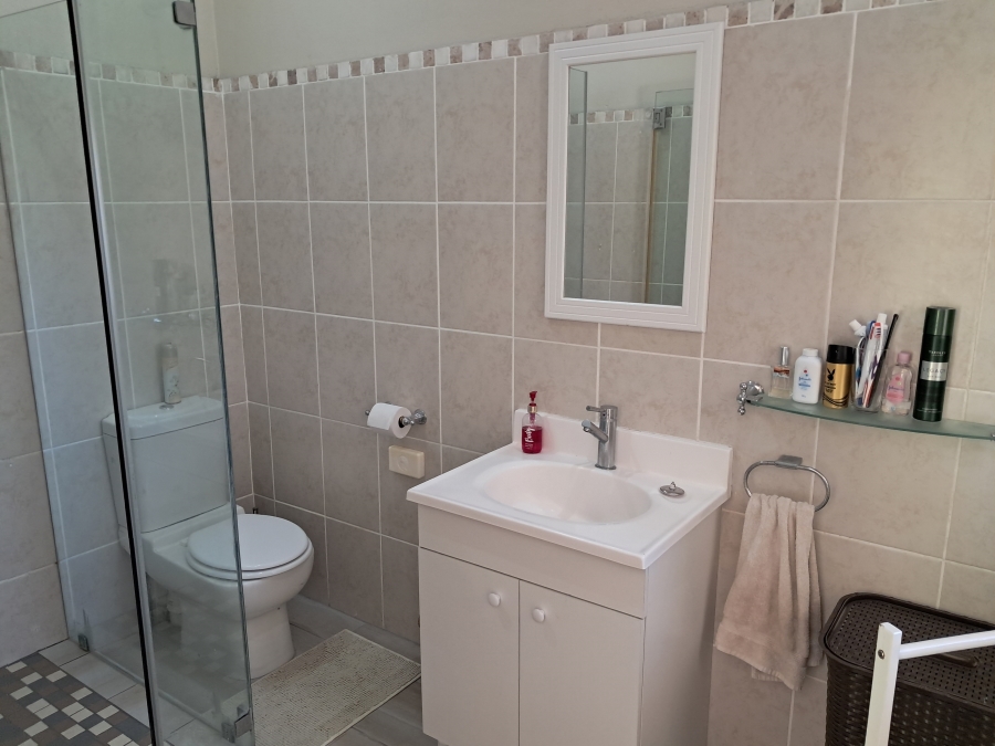 9 Bedroom Property for Sale in Walmer Eastern Cape